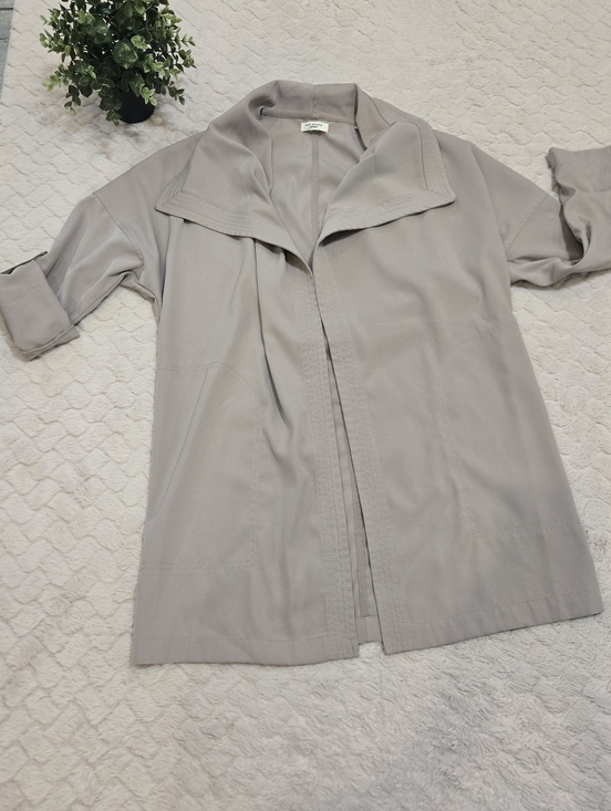 Max Studio Jackets & Blazers - Max Studio Tan Draped Open Front Flowy Jacket